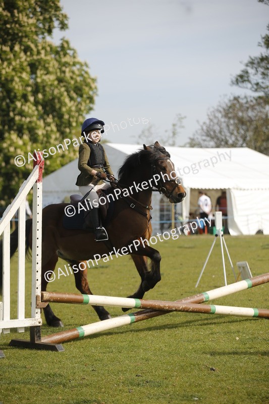 20260426-1100 - Class 1 - Mini Jumping - Lead rein or Assisted