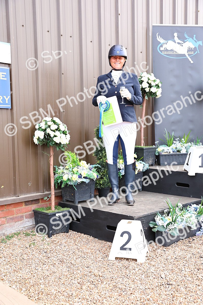 SBM_003981 - Presentations - cart