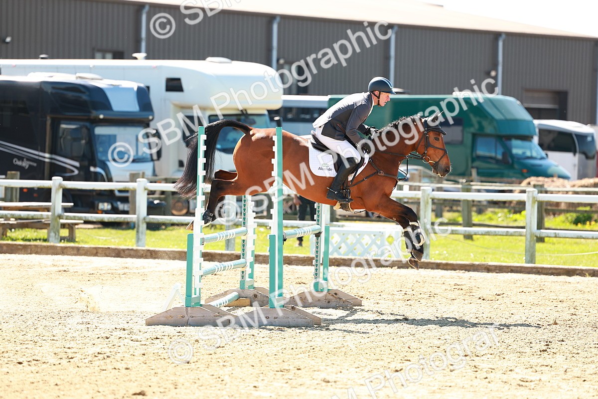 SBM_000304 - Class 2 - Senior British Novice - 90cm