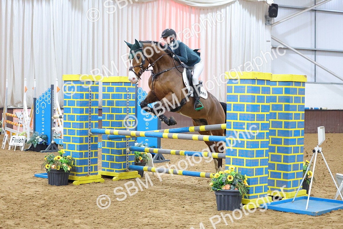 SBM_008632 - Class 21 - Nupafeed Supplements Senior Discovery/ 1m Open - First Round (1.00m)