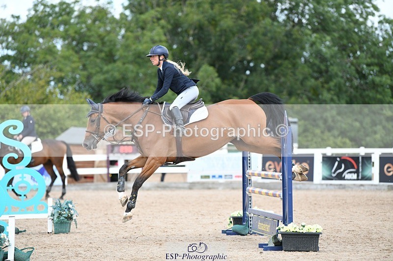 250801-103019-04320 - Cls 21 A&B Snr Disc & 1.00 Open