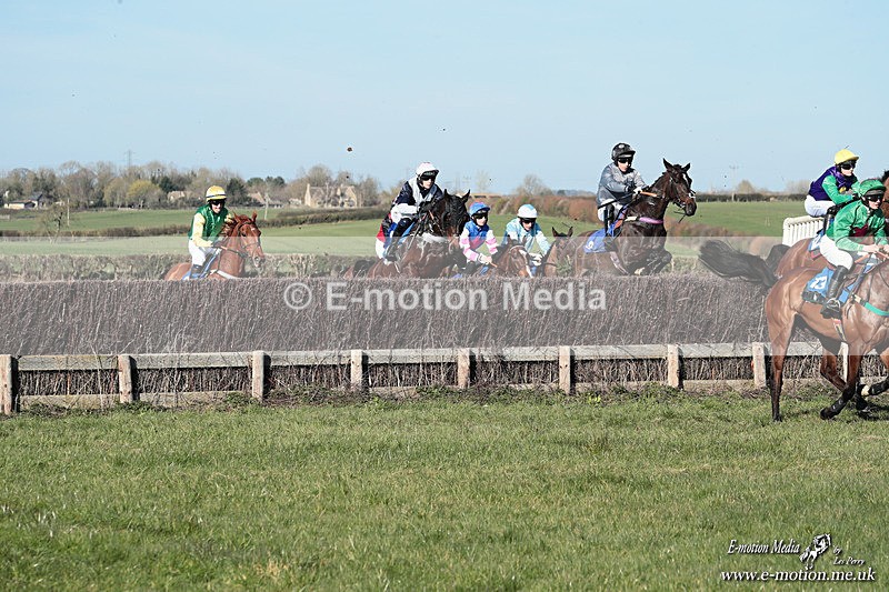 PtP 210326 681 - VWH Cirencester Races 21/03/26