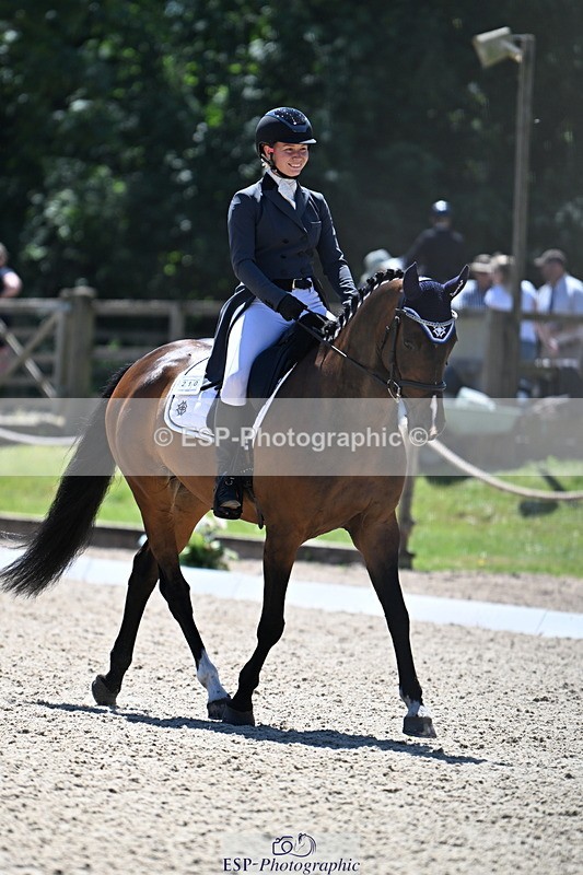 250522A-135705-04520 - C-210-Drew.Munro-DARLING.VAN.OVERIS.Z