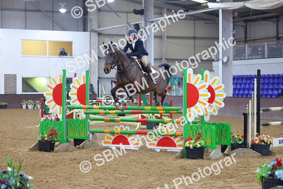SBM_008937 - Class 22  - Senior Newcomers/ 1.10m Open - First Round (1.10m)
