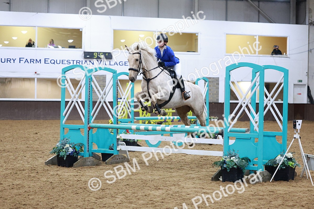 SBM_007112 - Class 23 - Bliss of London Novice Winter Championship Qualifier 90cm