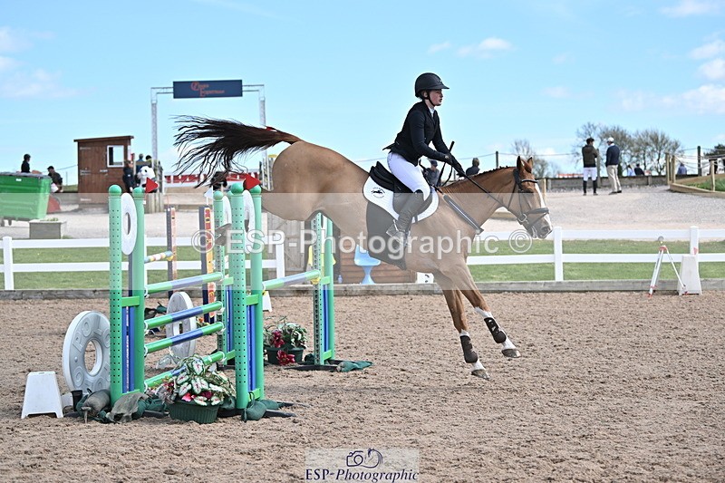 240418A-135138-03623 - Cls 13, 1 Star Bronze Tour 1.10m