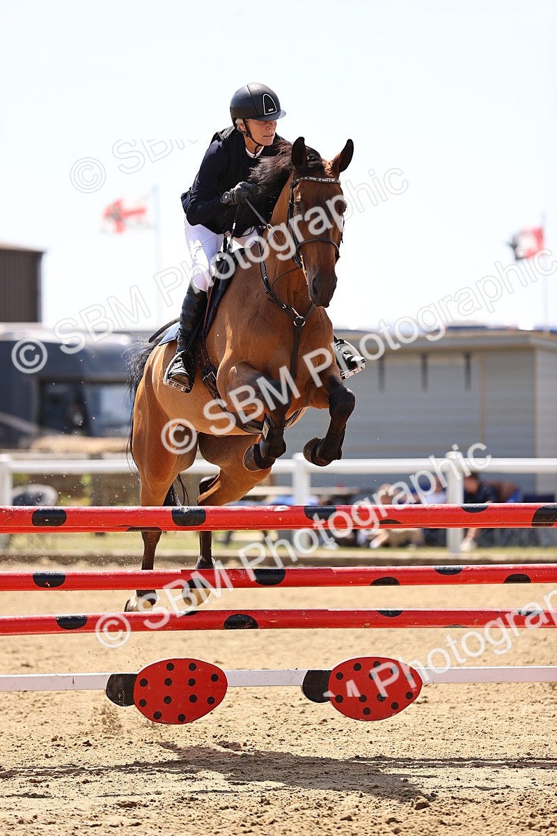 SBM_010187 - Class 9 - Senior Foxhunter - 1.20m Open