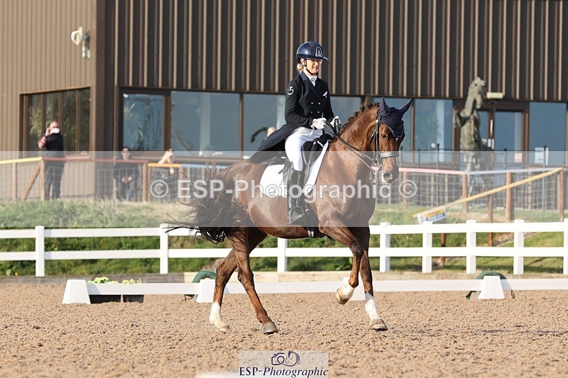 250404-180853-08219 - 131-Francesca.Cawley-Dame.Blanche