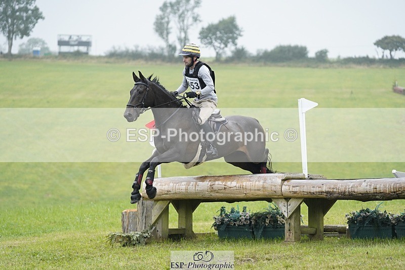 240901A-105348-05873 - 453-Alex.Jupp-CARRY.ON.REGARDLESS