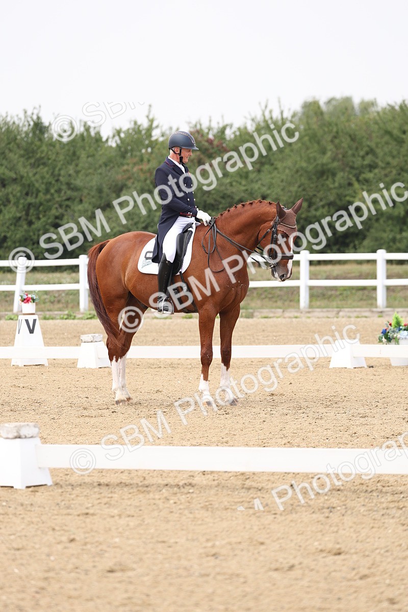 SBM_007432 - Class 9 - FEI INT I - 14.57-15.45