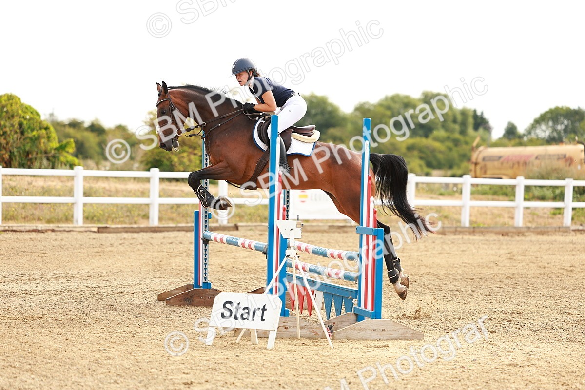 SBM_002005 - Class 8 - Clear Round