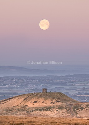 Rivington Pike Full Moon - Rivington And Surrounding Areas