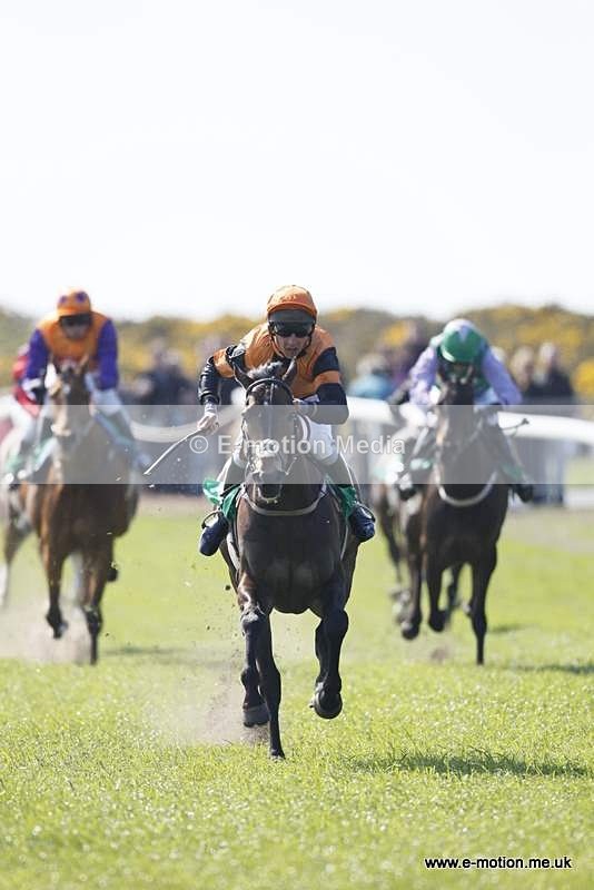  GRD 030510 156 - Guernsey Race Day 03/05/10