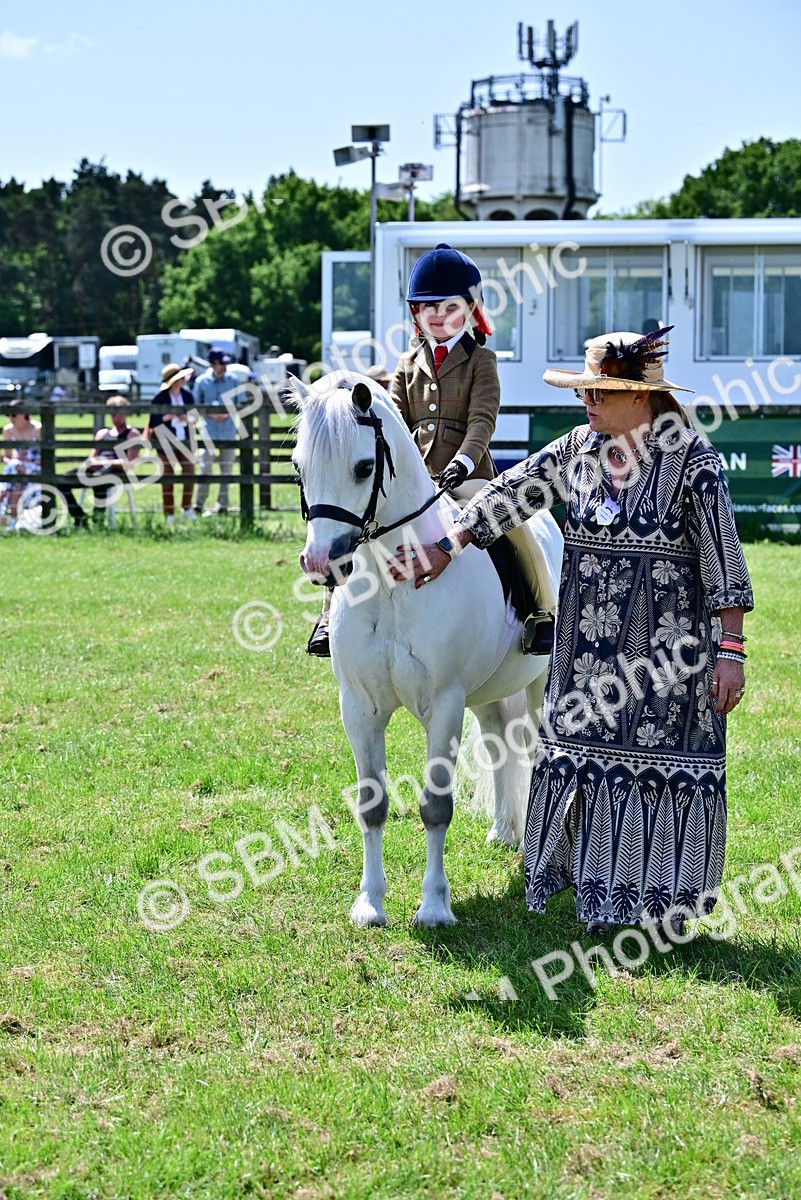 SBM_06056 - Class 59-60 - TSR M&M  Lear Rein and First Ridden Amateur of the year