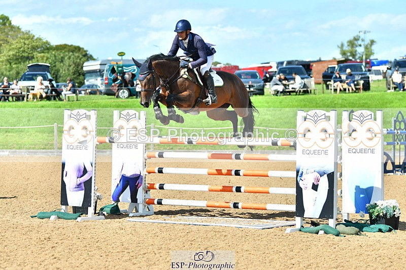 230811A-155712-06028 - Cls 24 Nat 1.30m Open