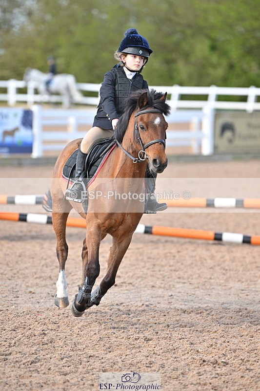 240504A-091858-00080 - Cls 11 Clear Round 50cm