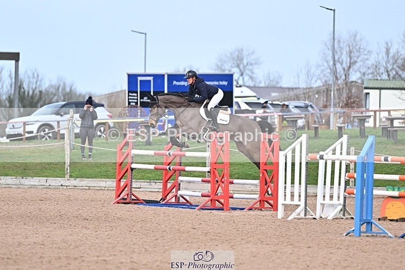 260211-131047-00500 - Cls 5 Foxhunter and 1.20m