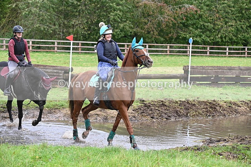 WJ6_6433 - Time at Photographer 12:41 to 13:05