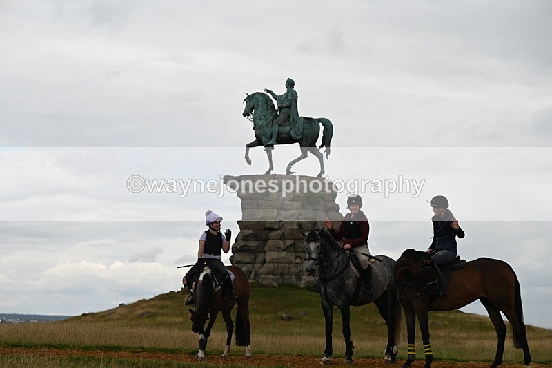 DSC_7518 - Time at Statue 13:16 to 13:52