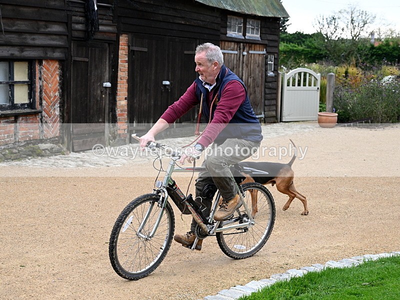 WJ7_5960 - Berks & Bucks - Children's Meet - The Old Farmhouse – Steventon.