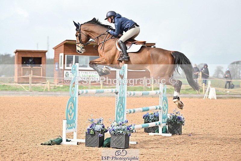 240315A-120946-00832 - Cls 3 Snr Foxhunter