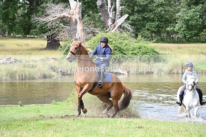 WJ7_1574 - Time at Water 10:48 to 11:13