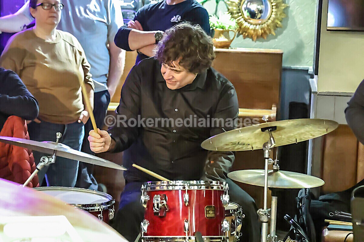 Derek Nash Dec 2025-10 - Derek Nash and Jonny Henderson Trio