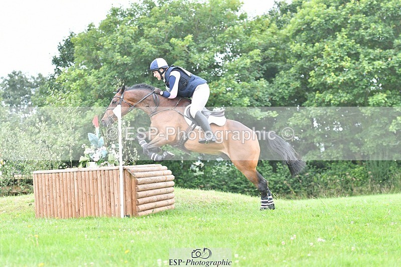 240803-110009-01471 - 059-Ella_Matravers-BALLYMITTY_MAC