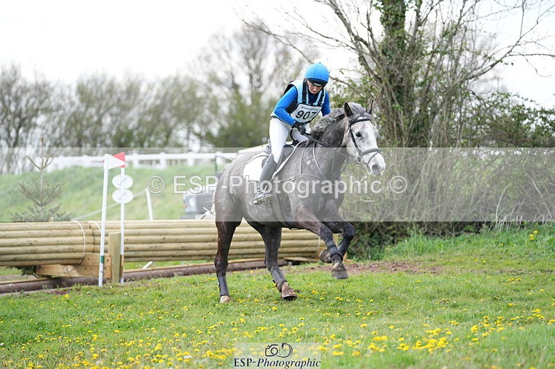 250419-174342-14361 - 907-Ellie.Barnard-DIAMOND.LUX.A.CLOVER