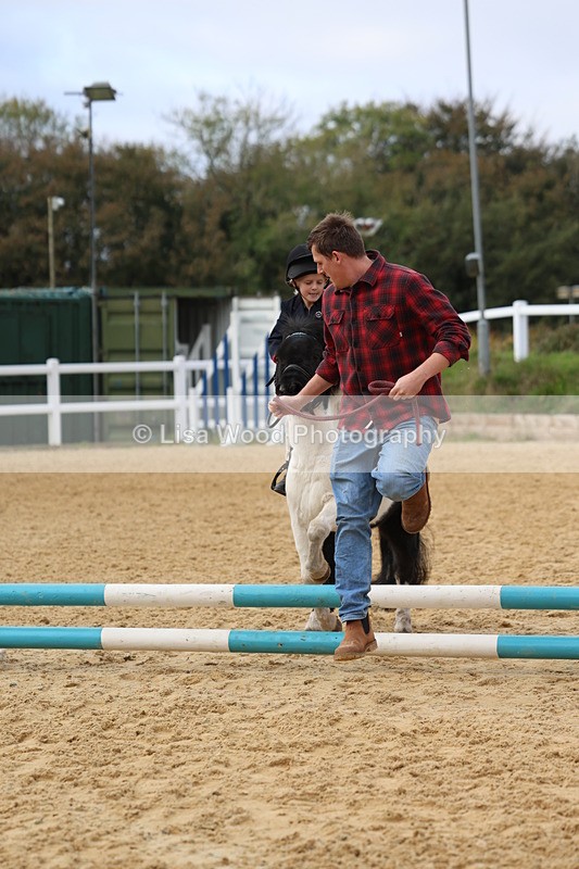 3E7A5947 - Class 1A: 40cm Lead rein