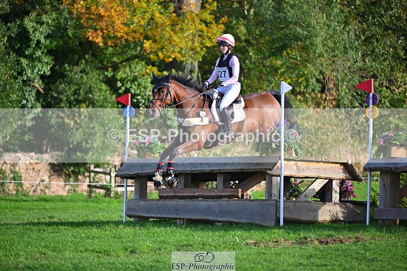 241025-153709-10382 - 227-Clementine.Crosthwaite.Eyre-LYJADOR