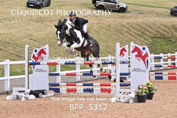 BPP_5312 - CLASS 8 THURS HOYS GFS Saddles Senior Newcomers Second Round