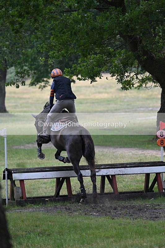 WJ7_9050 - Time 10:45 to 11:03