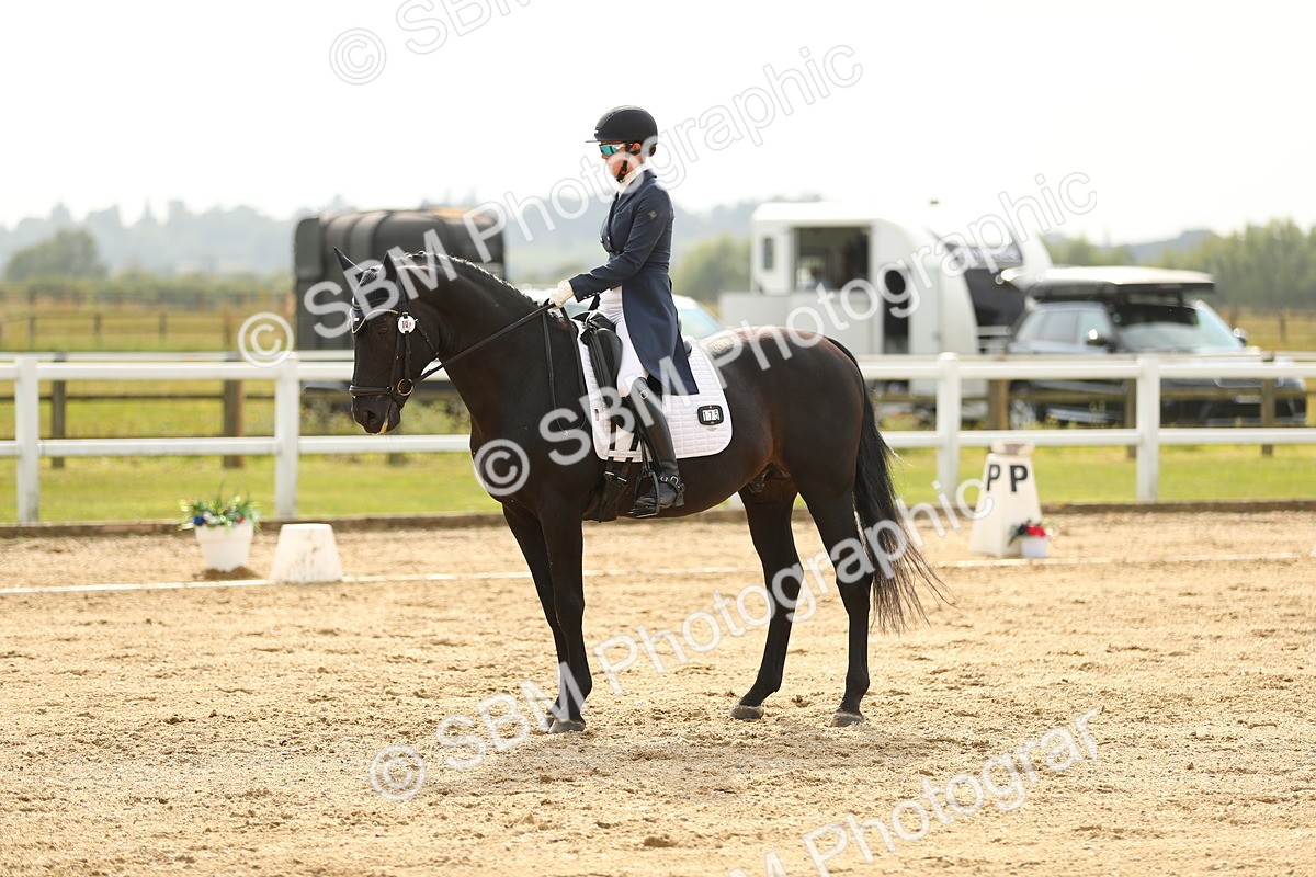 SBM_018301 - Class 11 - INT IN 15.40-16.12