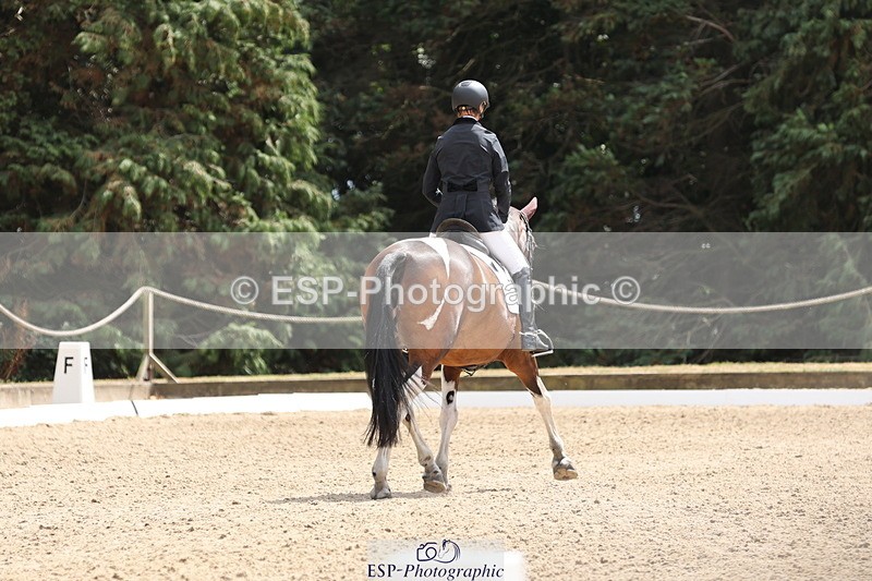 250809A-141544-03935 - 122-Lorraine.MorrisLissyegan.coloured.lady