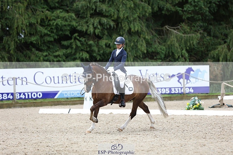 230812-120052-03909 - Cls 5 Novice Bronze 11.15 to 12.50 break