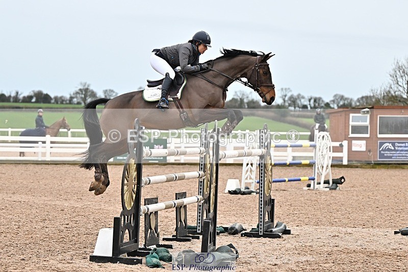 250129-134508-00490 - Cls 06 Foxhunter & 1.20m Open