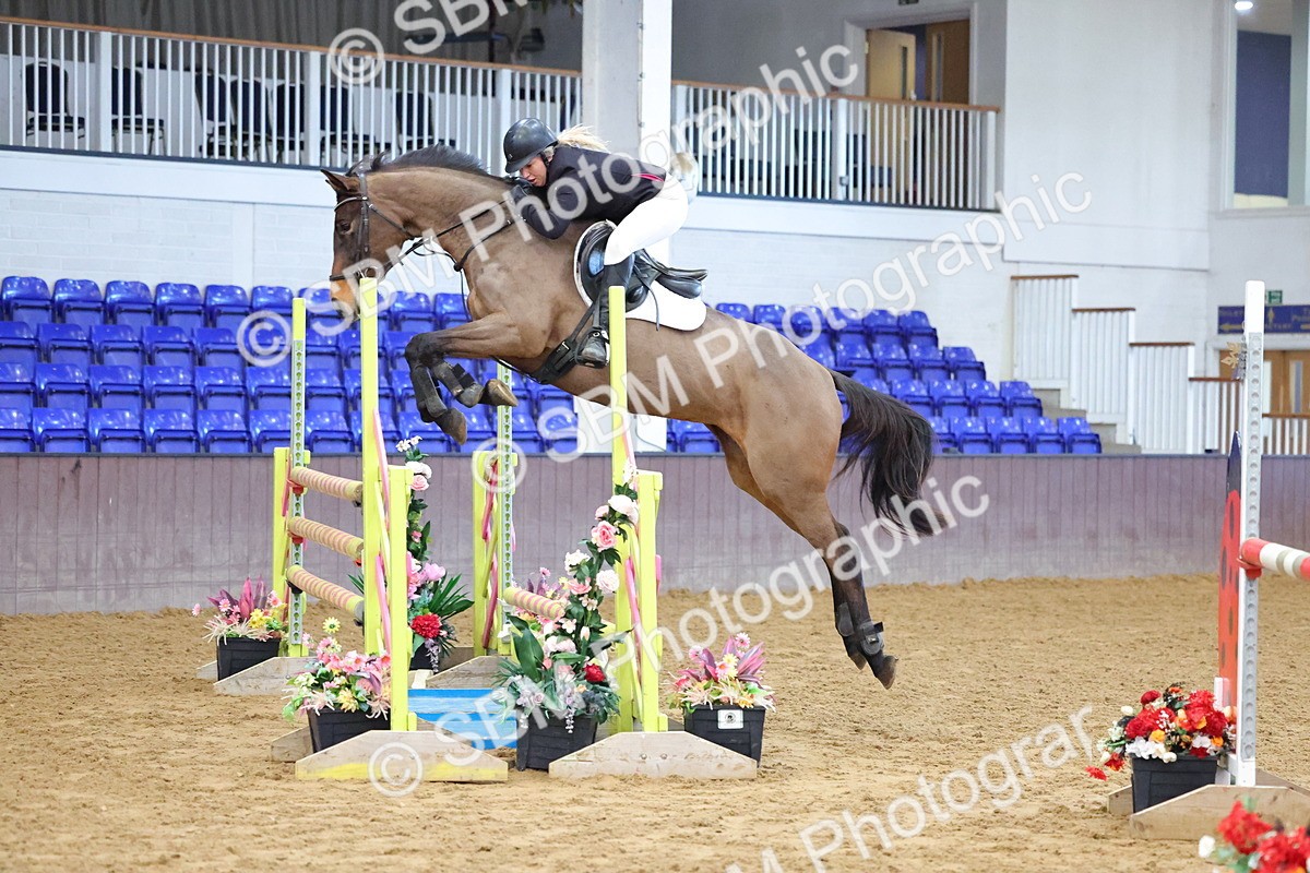 SBM_003125 - Class 15 - Senior Newcomers 1.10m