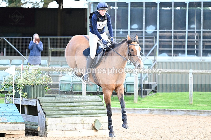 WJ7_5467 - Time 15:56 to 16:17