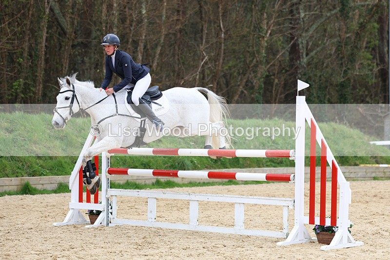 3E7A7586 - Class 8: Senior Newcomers/1.10m open