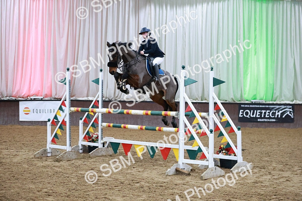 SBM_001325 - Class 5 - Senior Foxhunter 1.20m