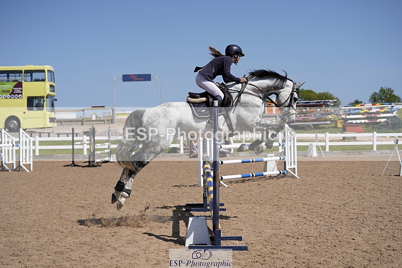 230527A-145502-04760 - Cls 23 1.05m Amateur Quali