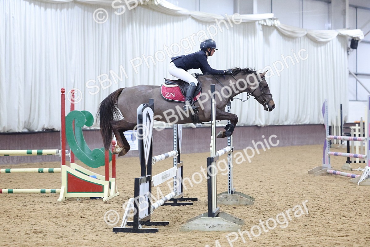 SBM_003183 - Class 11 - Blue Chip Pony Newcomers - 1.00m Open
