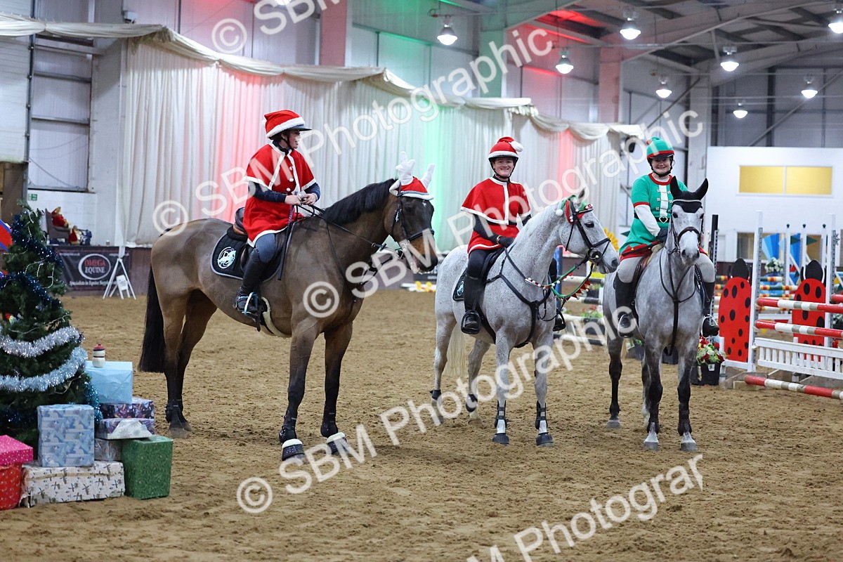SBM_004338 - Class 20 - Pairs Relay Jumping 1.10m