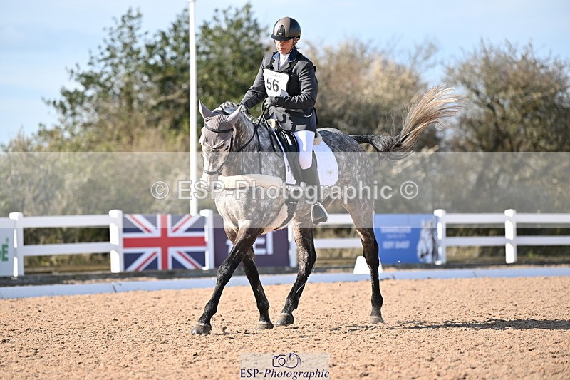 240324A-150316-04146 - Novice 27, 14.30 to 15.25