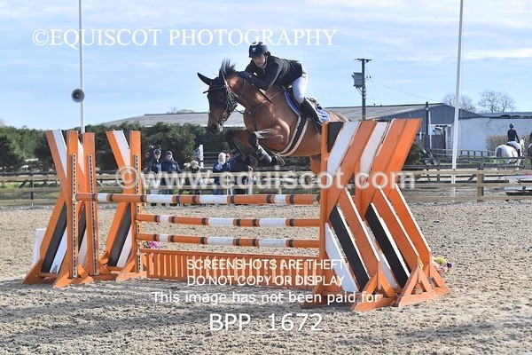 BPP_1672 - CLASS 18 SUN Senior Newcomers/ 1.10m Open