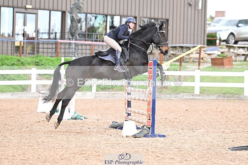 251022-131620-00516 - Cls 4 Snr Newcomers 1.10m