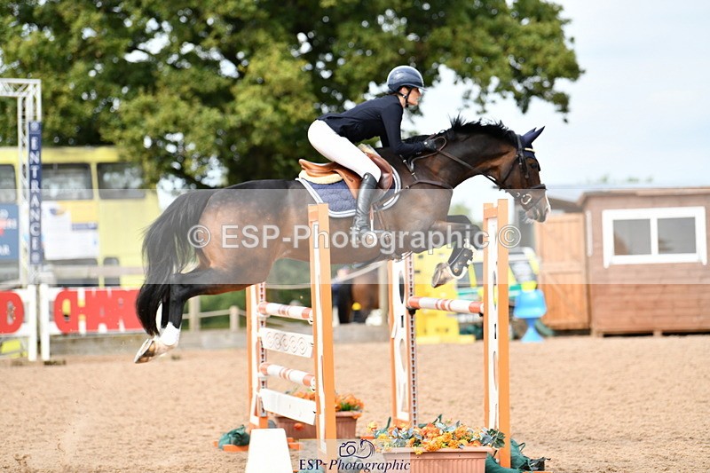 240915A-124328-09967 - Cls 27 Snr 1.05m & 1.10m GP