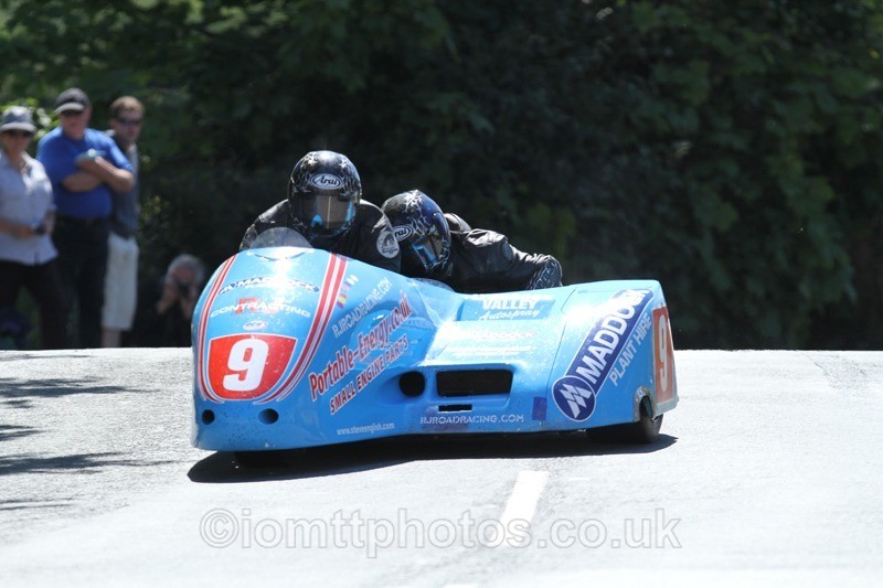 IMG_2560 - Sidecar Race 2 - TT 2013