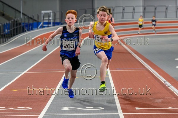 AgeInd25SUN-915768 - Track Male